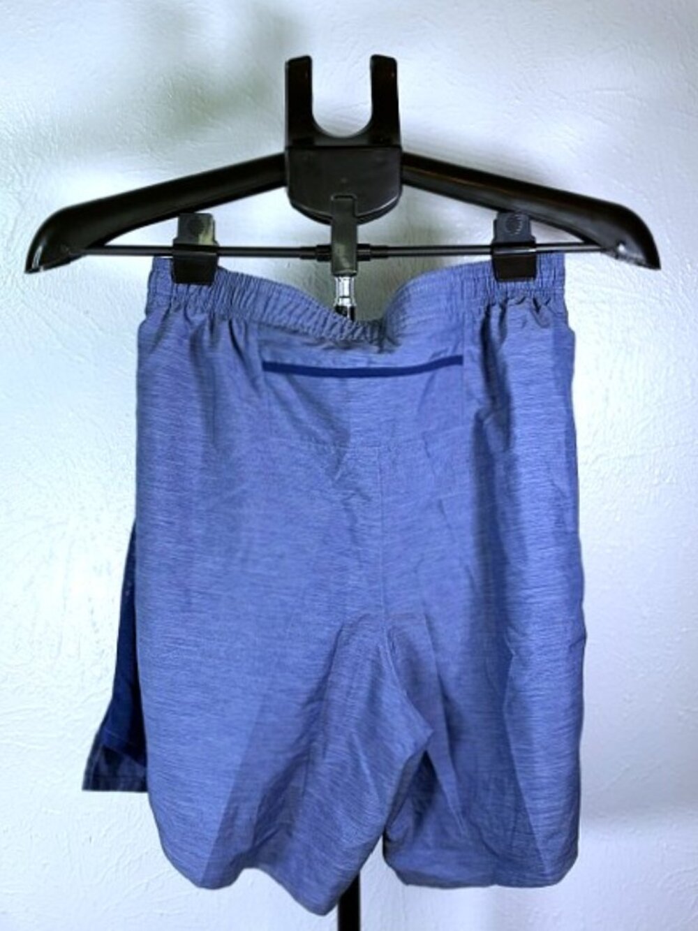 Nike - Picture 2 of 4